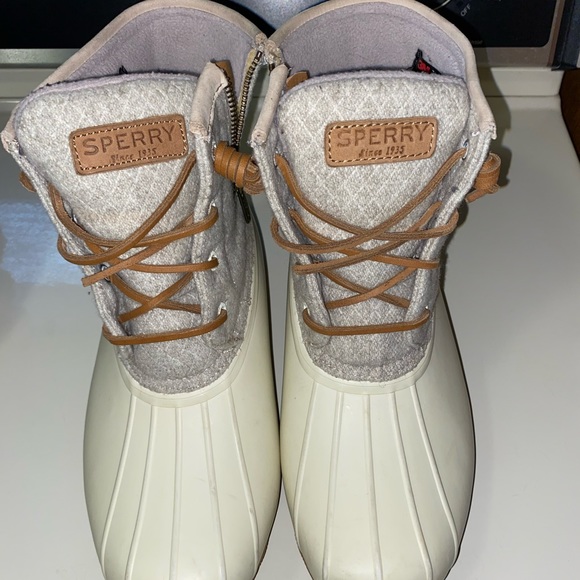 Sperry Saltwater Wool Embossed Duck Boot in Oat - Picture 5 of 8